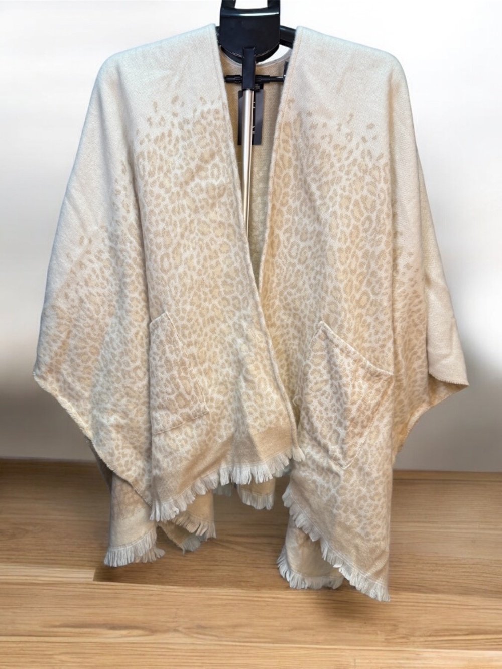 NWT Marcus Adler Leopard Print Poncho Wrap One Size